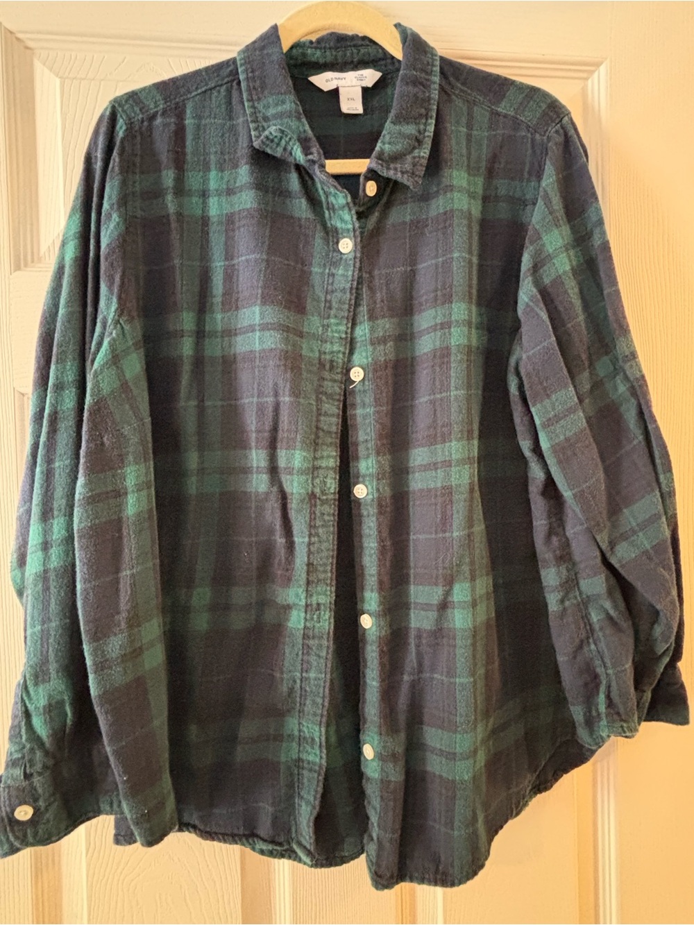 Old Navy Women’s Navy and Green Plaid Button-Down Shirt